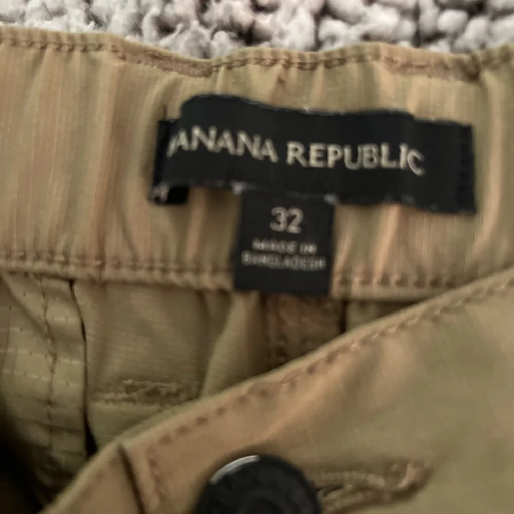Banana Republic men’s golf shorts size 32